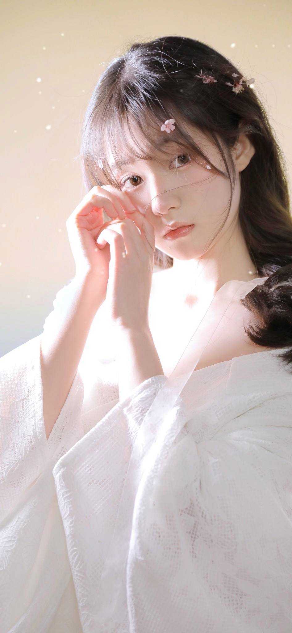 平芜尽处是春山行人更在春山外是这样的什么的