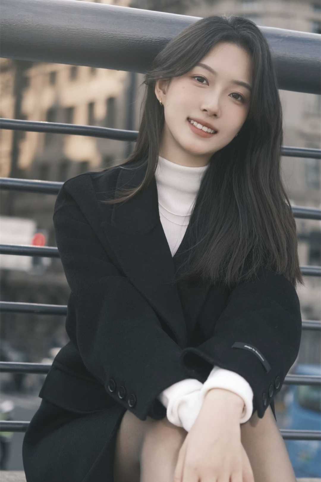 沈韵殷逸辰