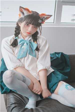 秦琬婷陆站北